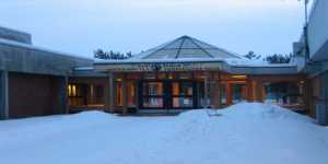 Sámi joatkkaskuvlla girjerádju / Samisk videregående skoles bibliotek